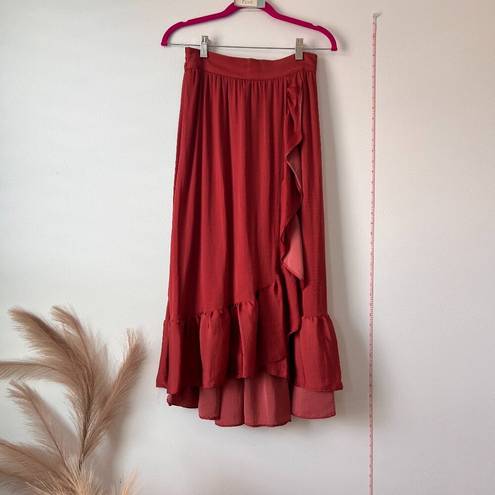 Elle™ Satin Maroon Midi Skirt – XS, High-Waisted, Side Ruffle, Gently Used